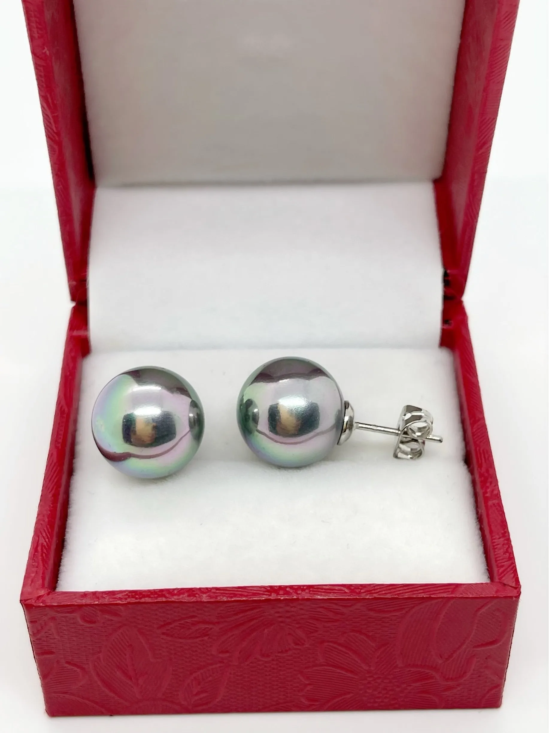12mm Mother of Pearl Earrings