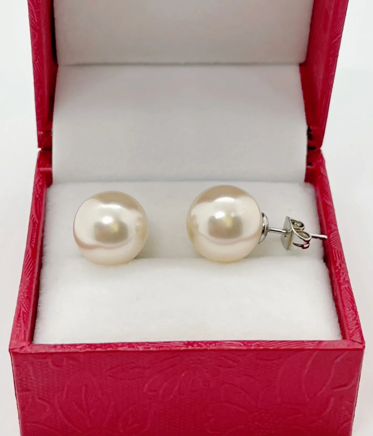 12mm Mother of Pearl Earrings