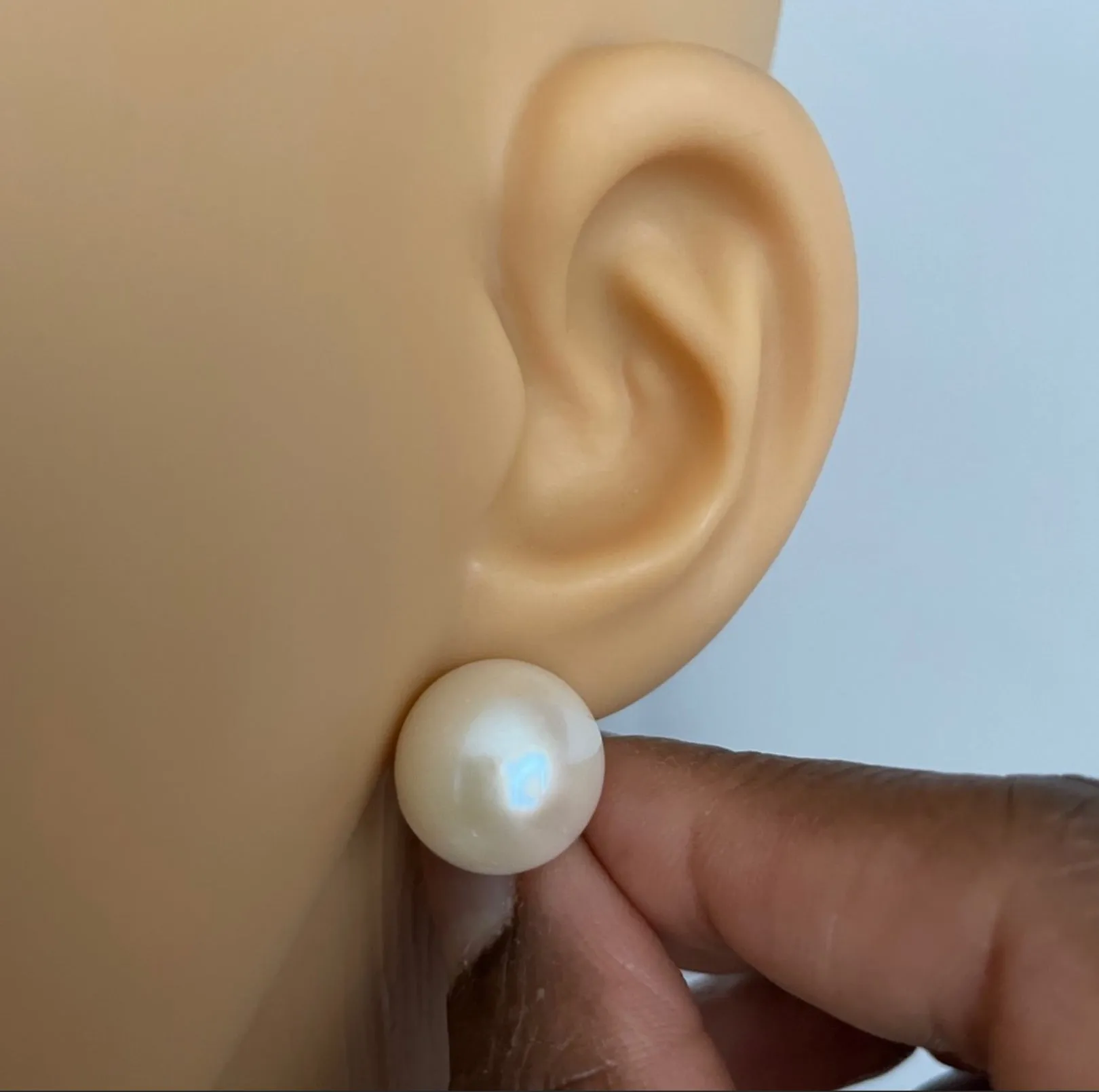 14K Gold  White Cultured Freshwater Pearl …