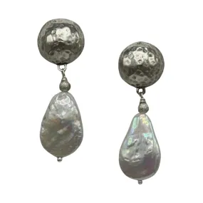 323-01-S | PEBBLE EARRING IN SILVER