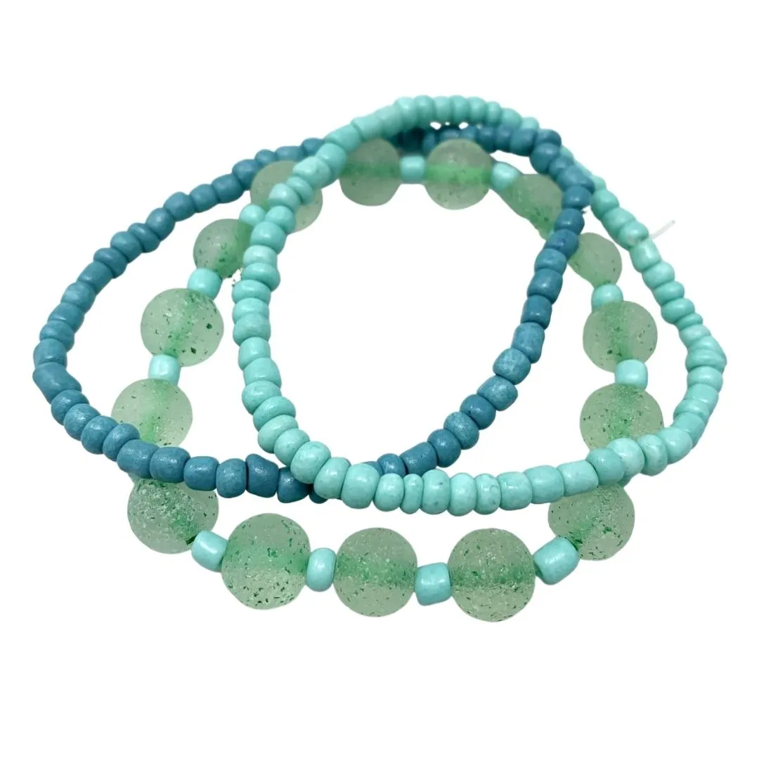 7" Turquoise and Light Blue Glass Bead Bracelet (Dozen)