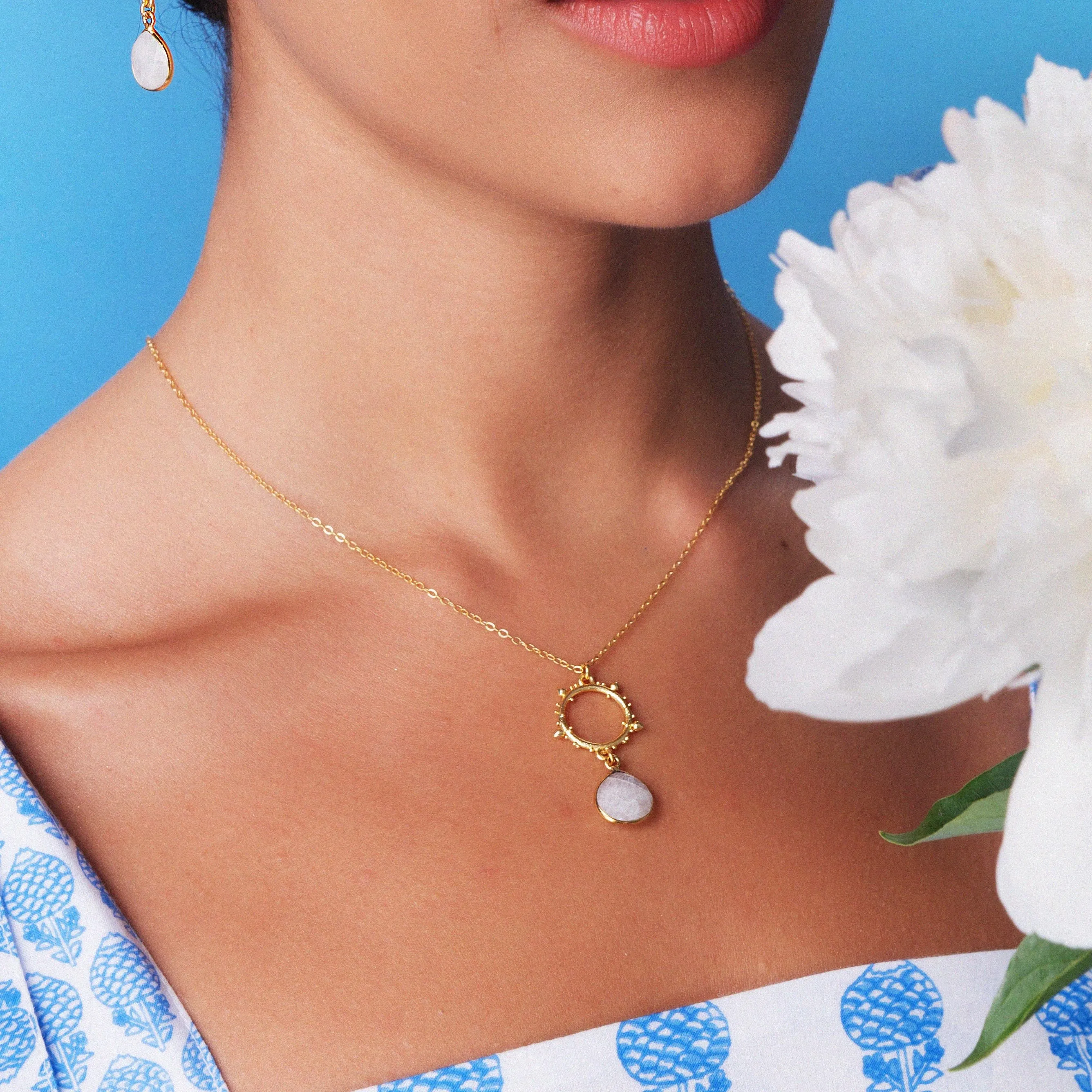 Allegra Necklace White Moonstone
