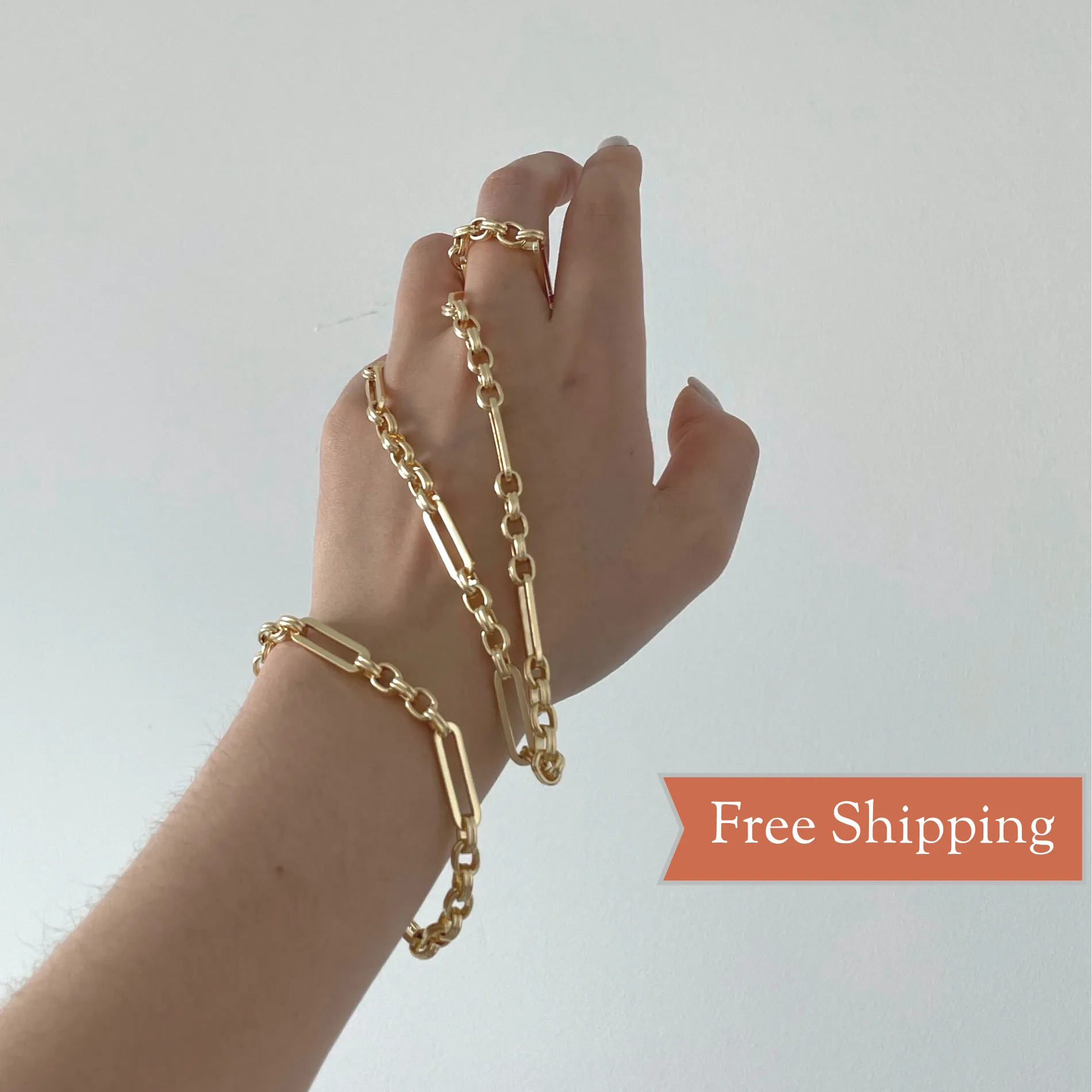 Amari Link Bracelet