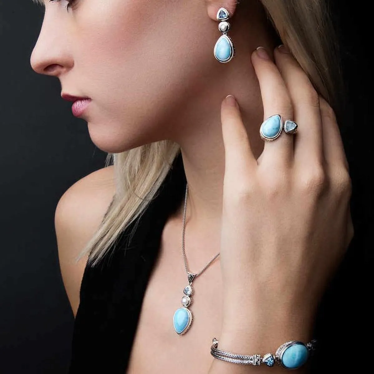 Azure Pear Necklace - Nazur0P-00