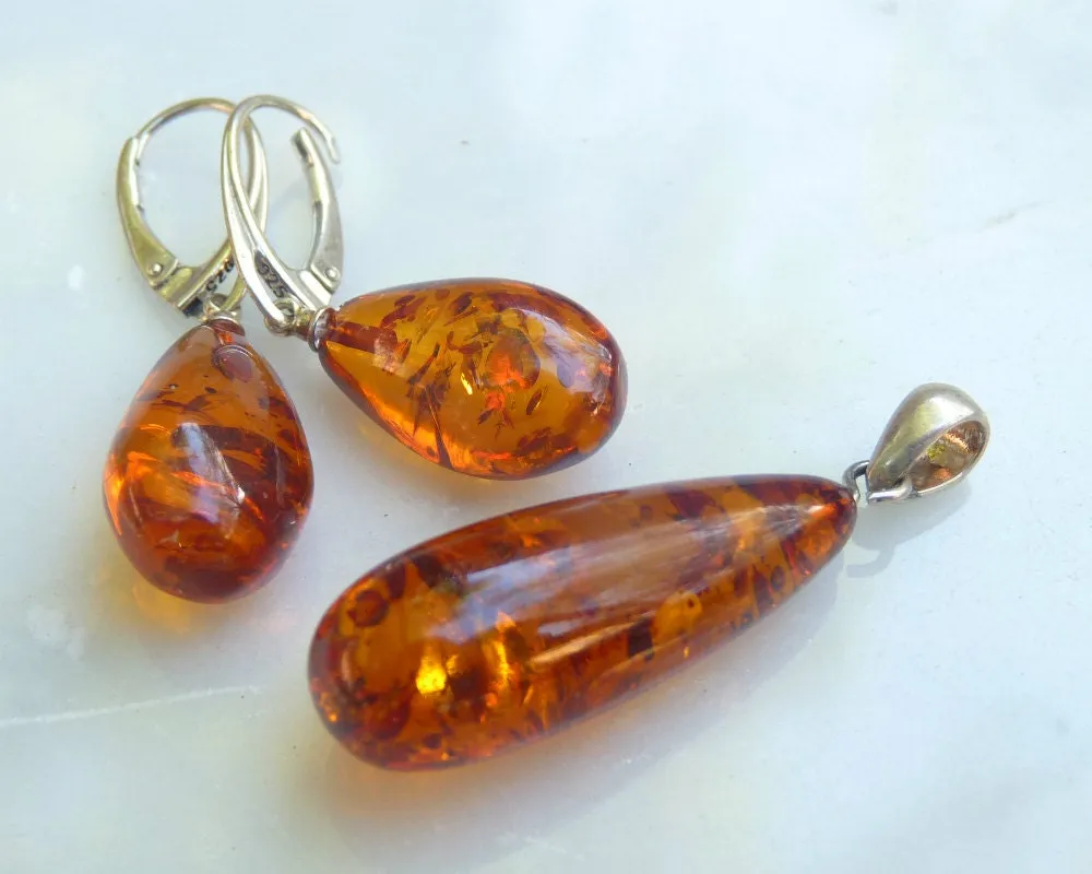 Baltic Amber Jewelry Set Cognac Drop Pendant and Earrings Sparkling Natural 6.6 gram 925 Silver
