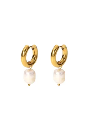 Cala Pearl Drop Earrings