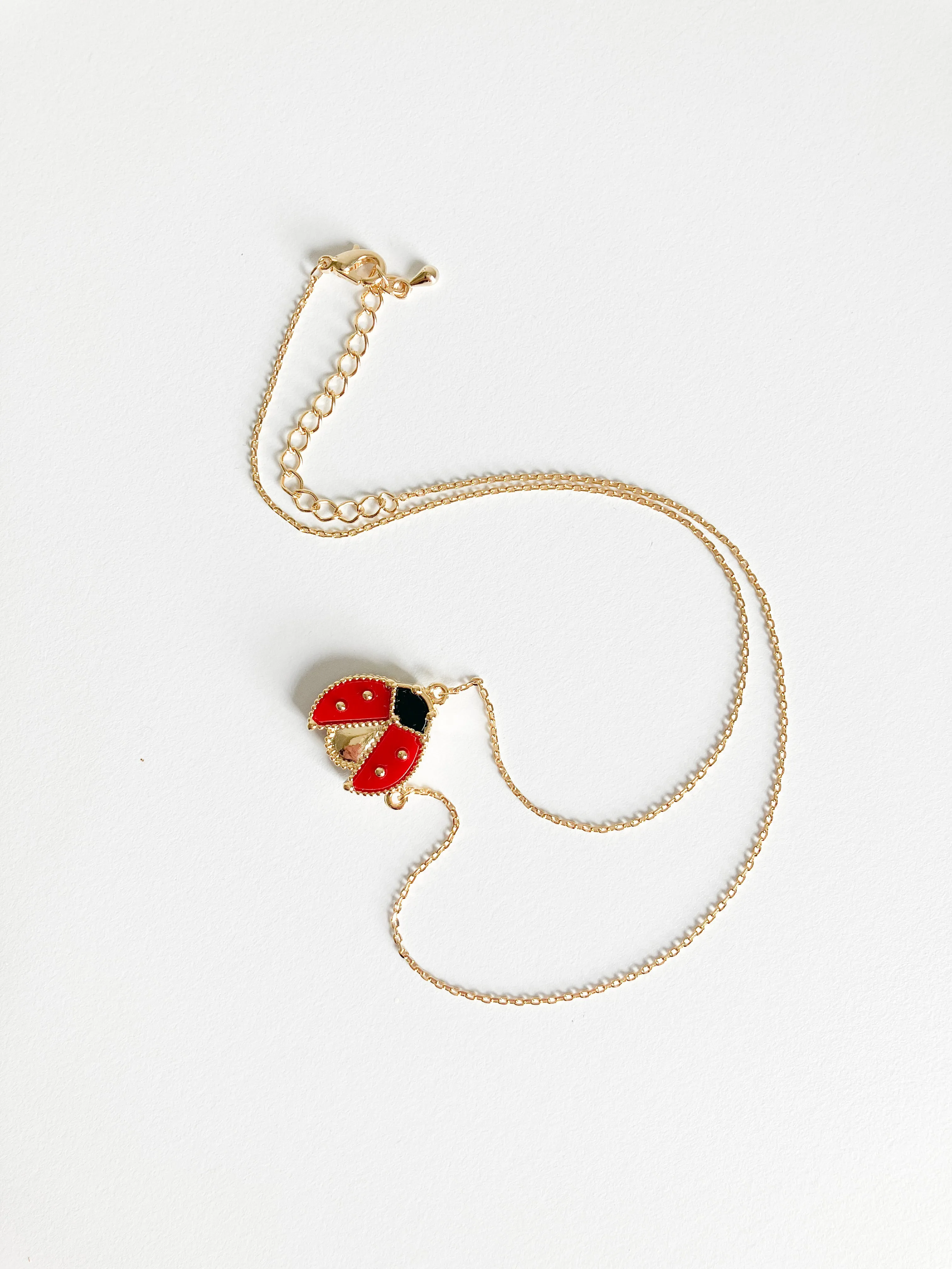 Carnelian and Onyx Ladybug Pendant in Gold