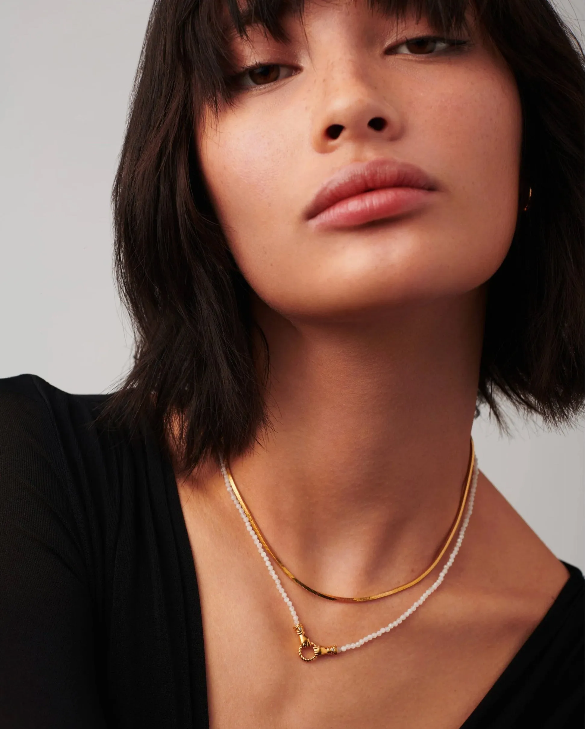 HARRIS REED IN GOOD HANDS MINI BEADED GEMSTONE NECKLACE / WHITE GOLD