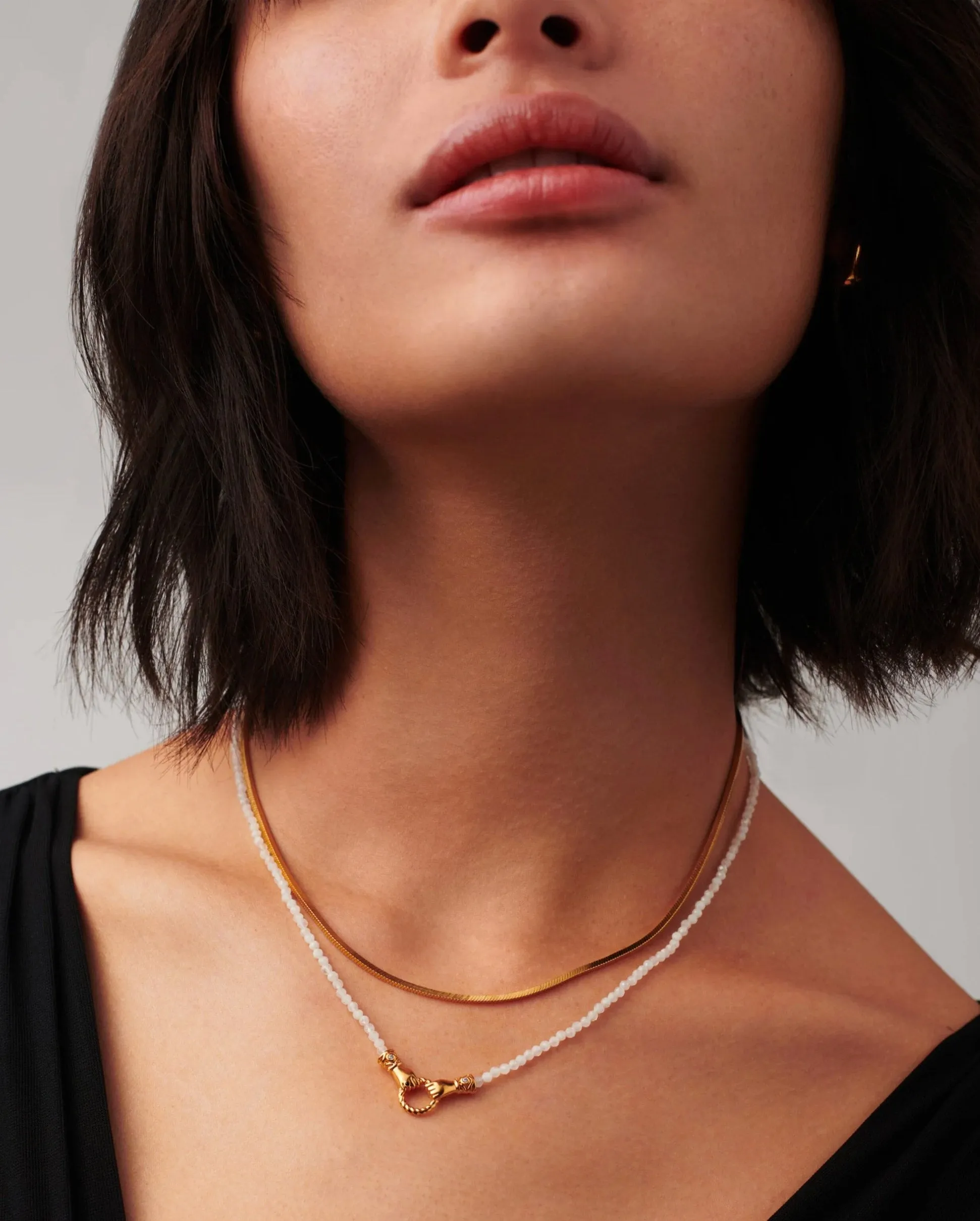 HARRIS REED IN GOOD HANDS MINI BEADED GEMSTONE NECKLACE / WHITE GOLD