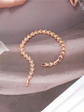 Jewelry plated 18K gold alloy car flower love bracelet women's European and American cross-border light luxury high-end jewelry