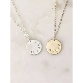 Kylie Curved Name Necklace