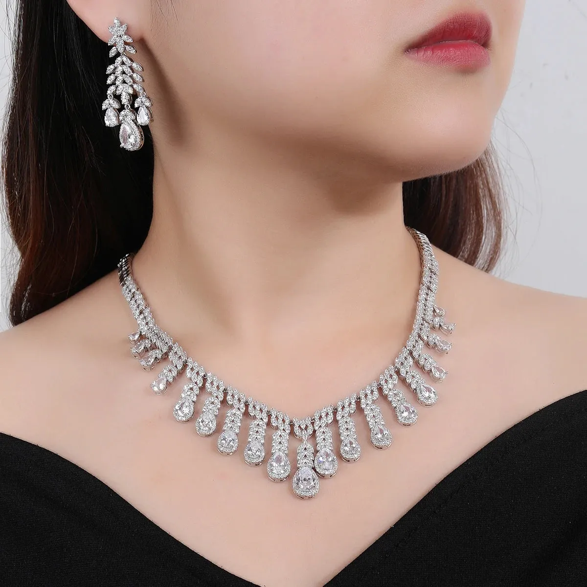 Luxury 2pcs Water Drop Cubic Zirconia Necklace And Earrings For Bride Wedding Jewelry Set Celebration Accessories CN11014