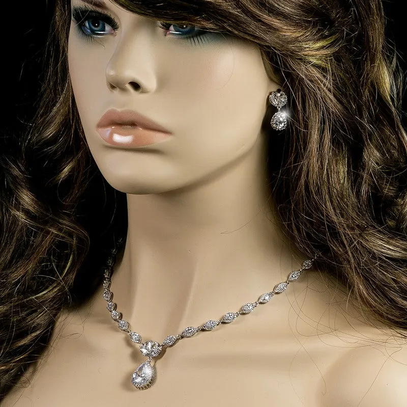 Nettie Vintage Teardrop Dangle Necklace Set