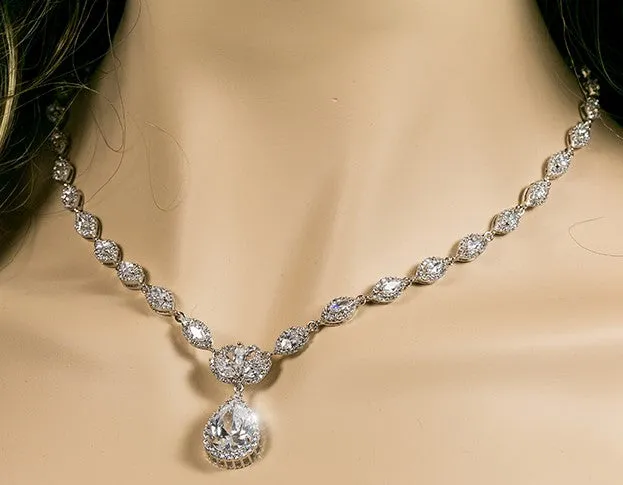 Nettie Vintage Teardrop Dangle Necklace Set