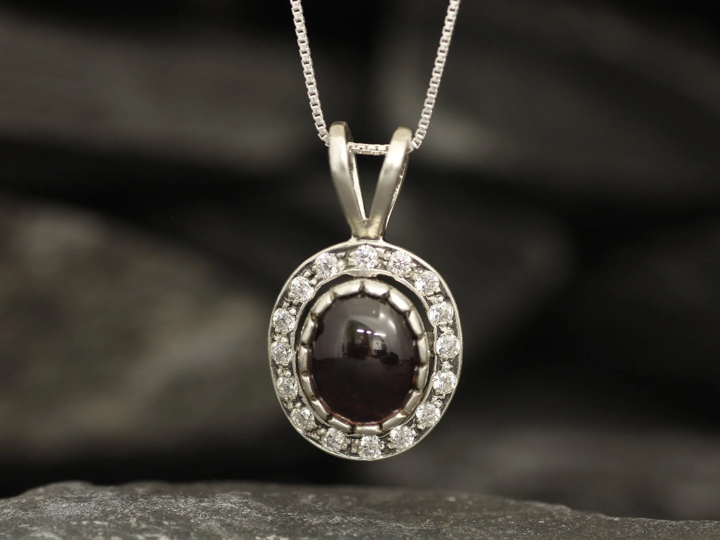Red Garnet Pendant - Victorian Garnet Necklace - Red Vintage Necklace