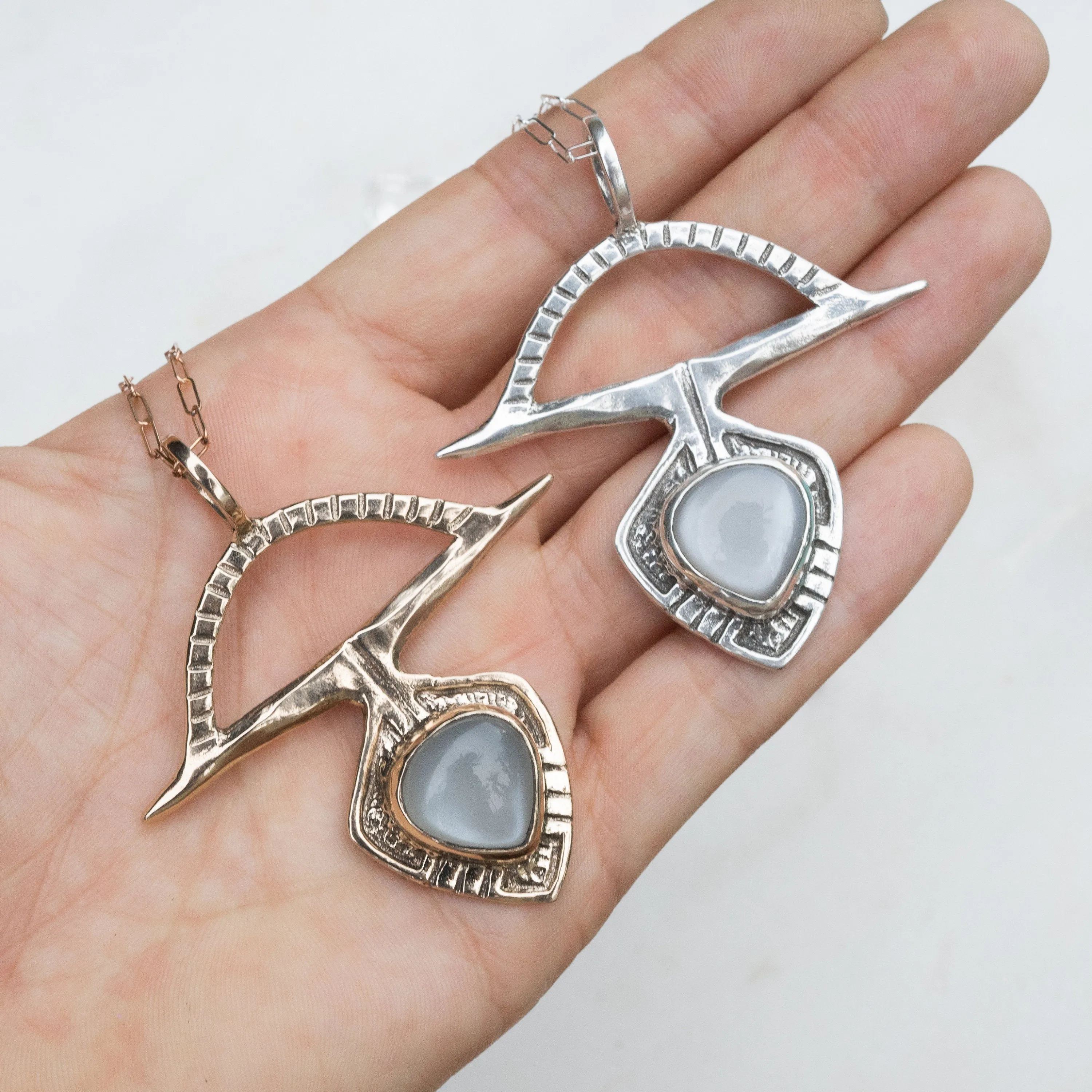 SIERRA Gray moonstone Pendant