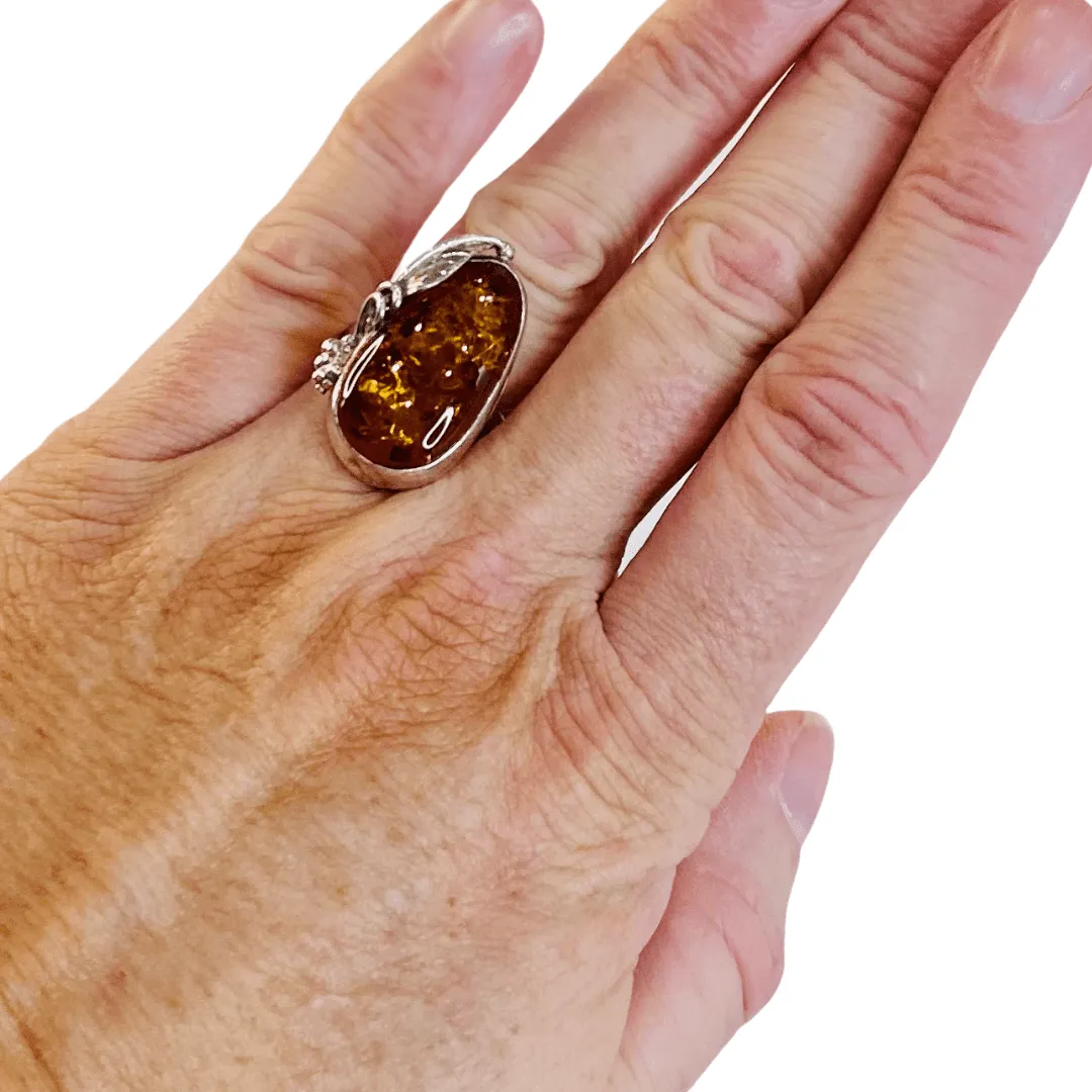 Striking Grapevine Designed Amber Statement Ring