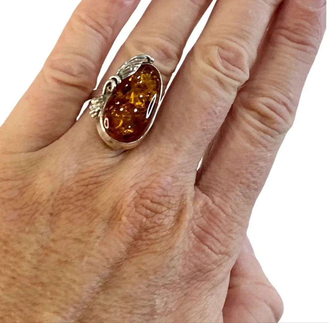 Striking Grapevine Designed Amber Statement Ring