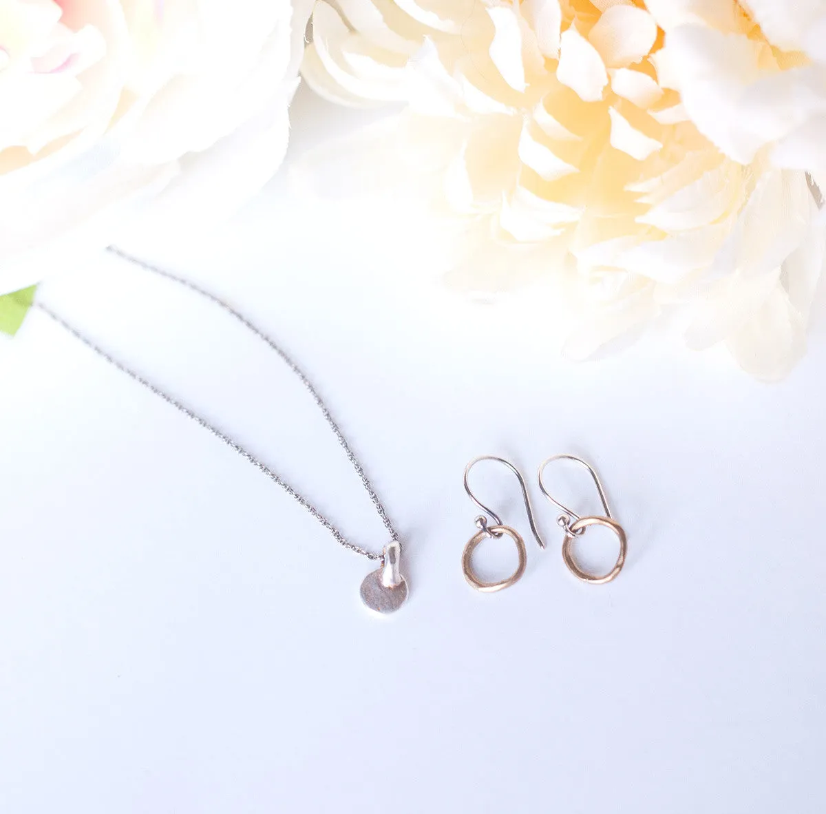 Sweet Annabel Necklace | Bronze