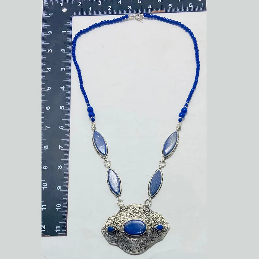 Vintage Blue Lapis Lazuli Stone Necklace