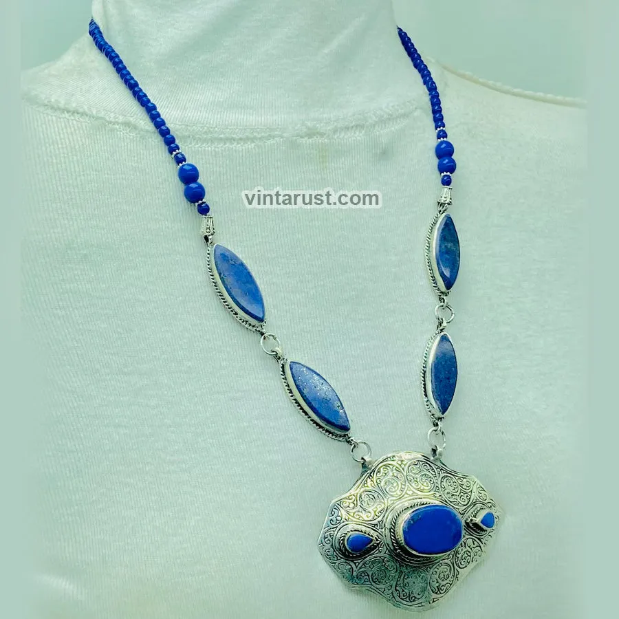 Vintage Blue Lapis Lazuli Stone Necklace