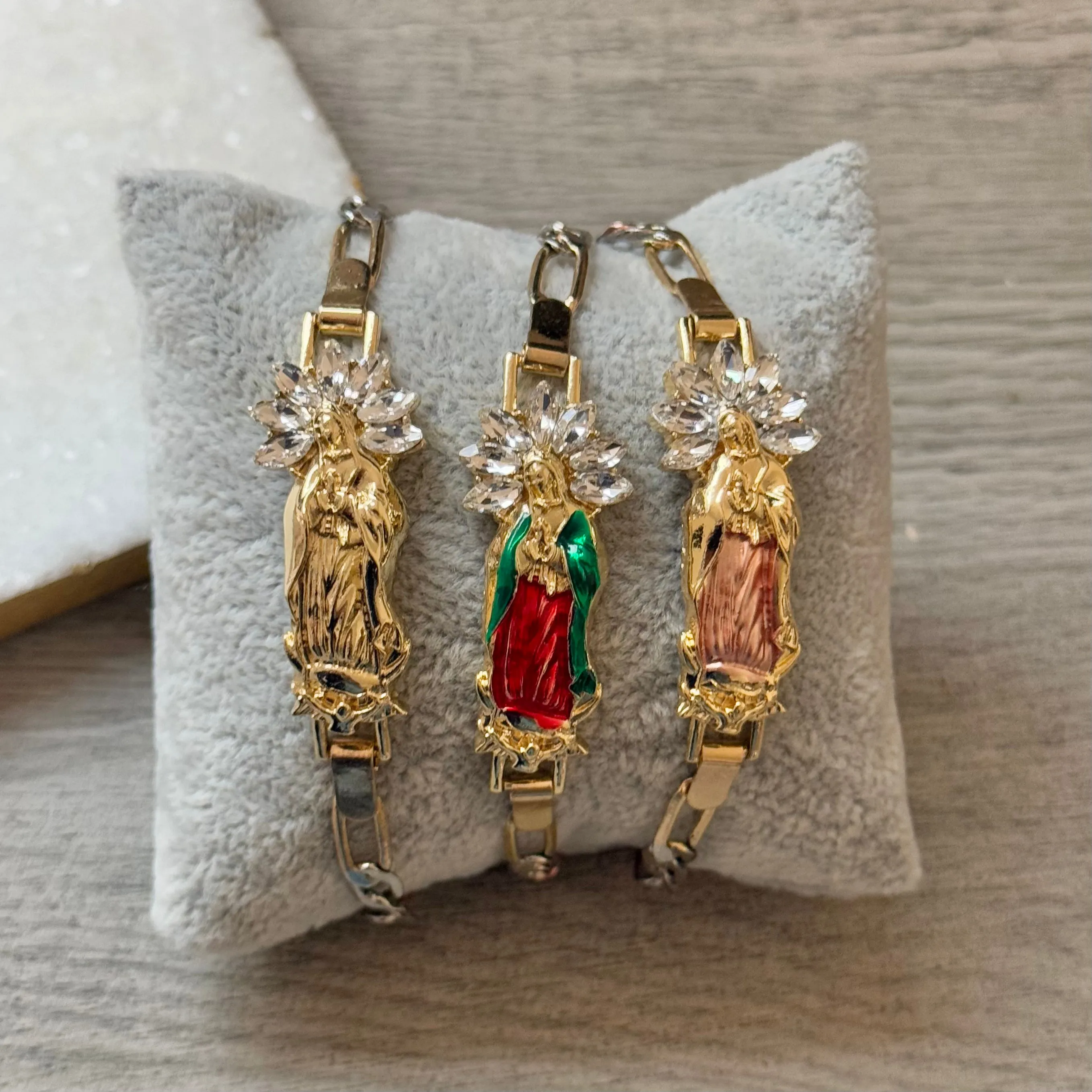 Virgencita Bracelet 08