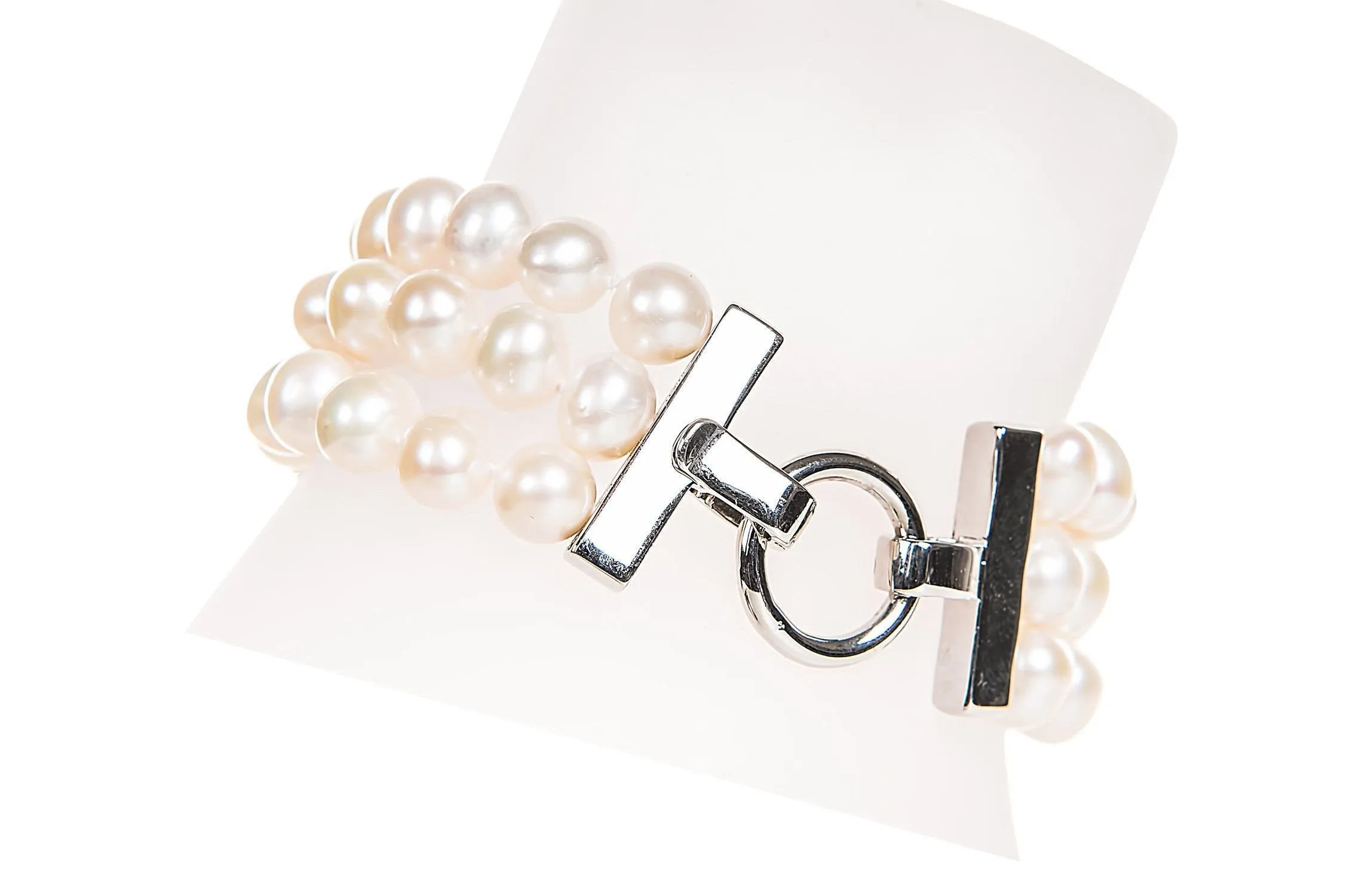 White Color Triple Strand Freshwater Pearl Bracelet 8-9mm