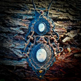 White labradorite or moonstone necklace (unique design)