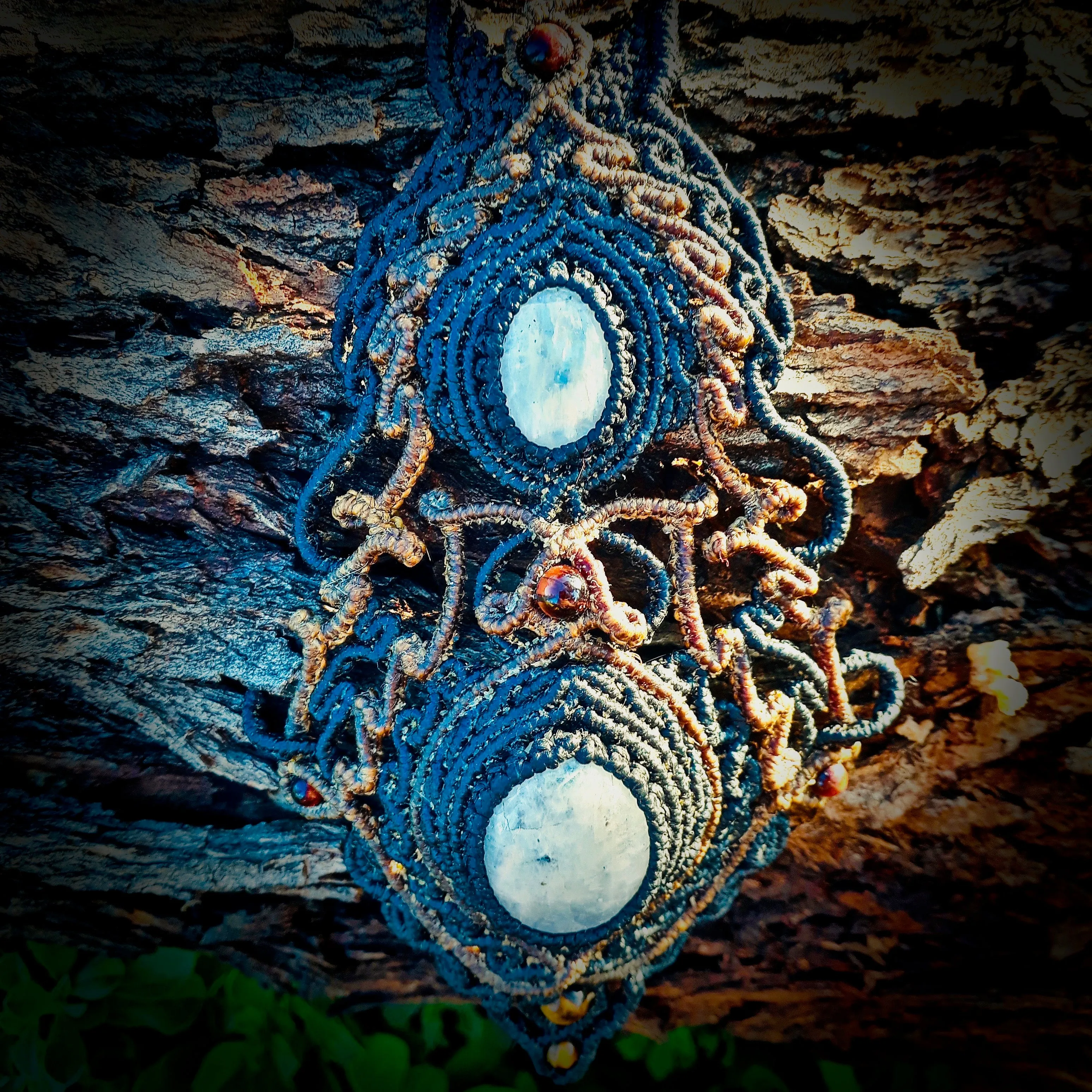 White labradorite or moonstone necklace (unique design)